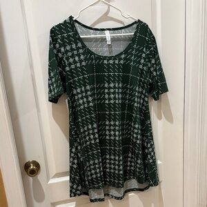 LuLaRoe Dark Green Geometric Short Sleeve Top